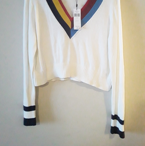 BCBGeneration Womens NEW 6Color Vneck Crop Sweater - Picture 3 of 14